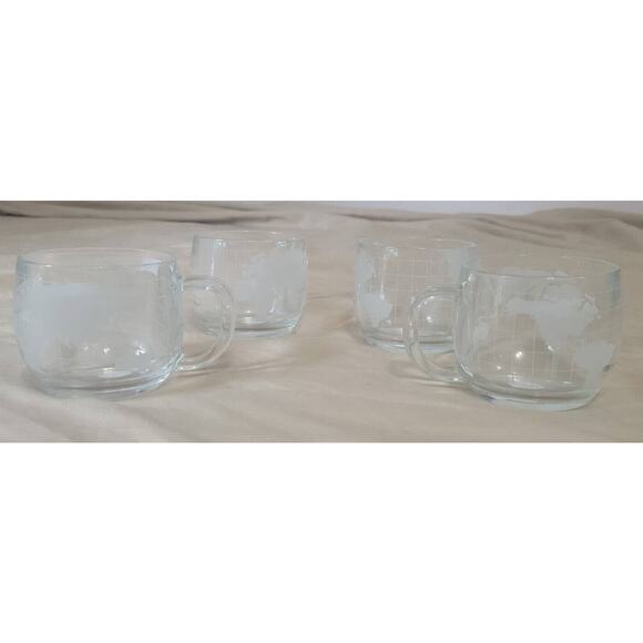 4 Glass Cups with Globe Pattern From Colonial Cupboard, Made in Japan - Picture 1 of 4